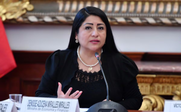 Petroperú no entrega información financiera que se le pide y MEF anuncia que no le entregará más recursos